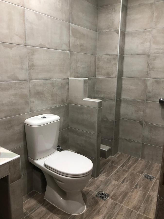 Thealos Inn Nea Vrasna Luaran gambar