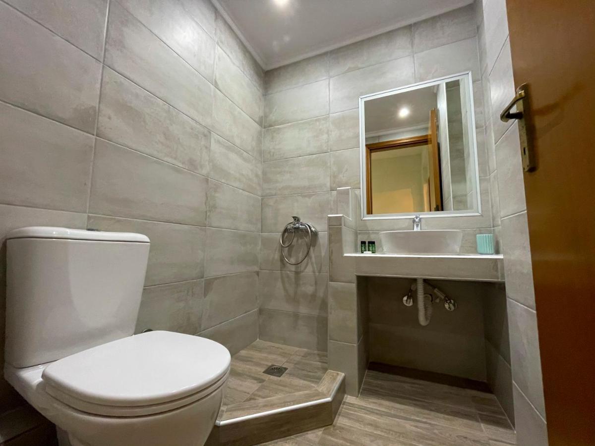 Thealos Inn Nea Vrasna Luaran gambar